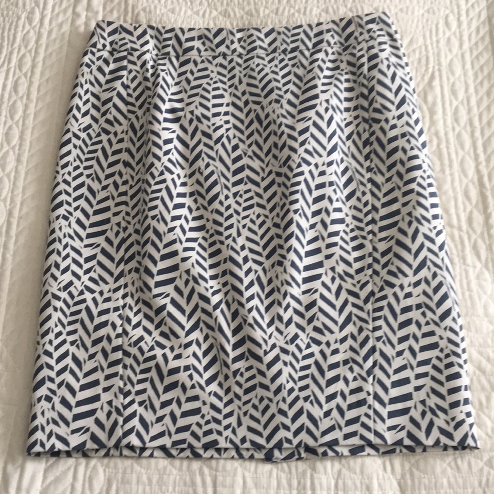 Loft Patterned Gray Skirt